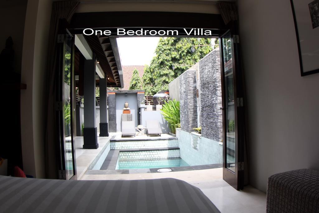 סמיניאק Villa D'Suite חדר תמונה
