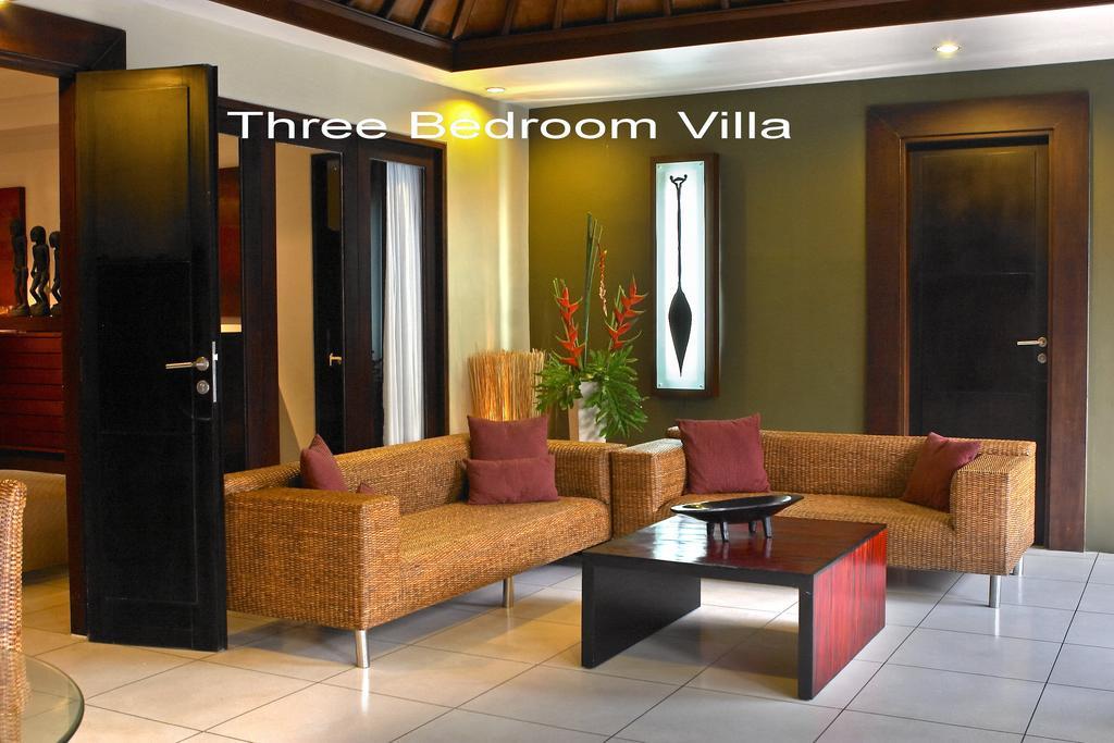 סמיניאק Villa D'Suite חדר תמונה